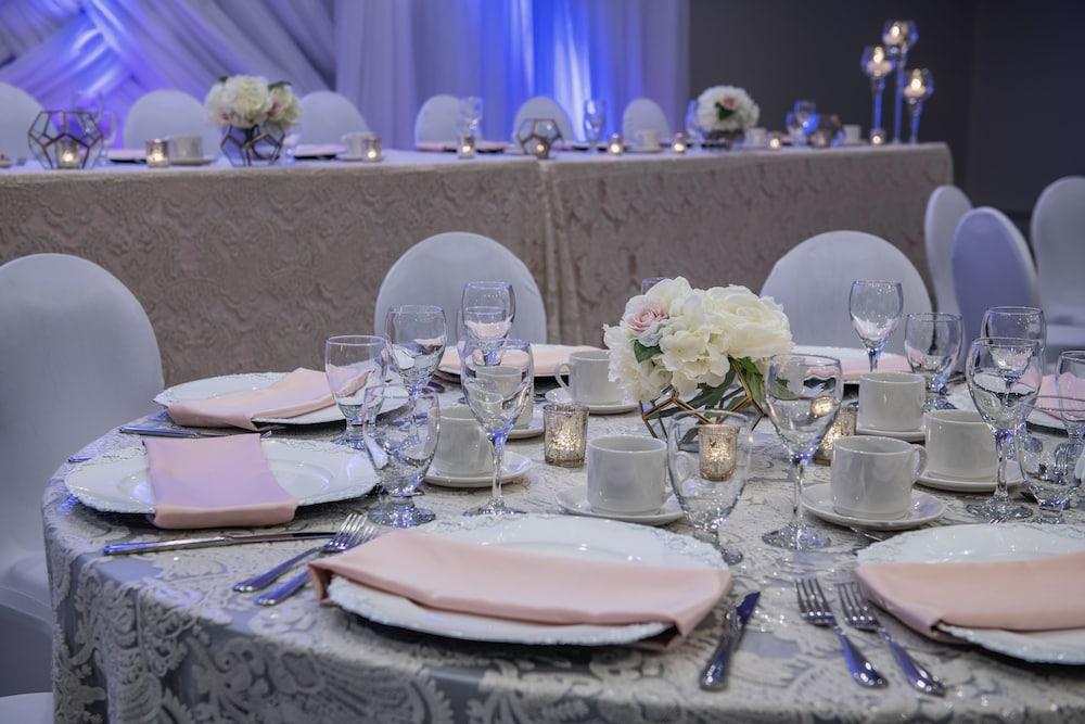 Clarion Hotel & Suites Γουίνιπεγκ Εξωτερικό φωτογραφία